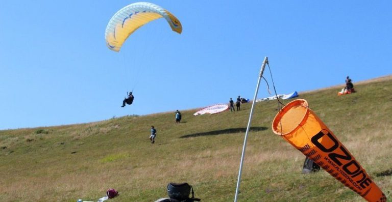 villa aina paragliding